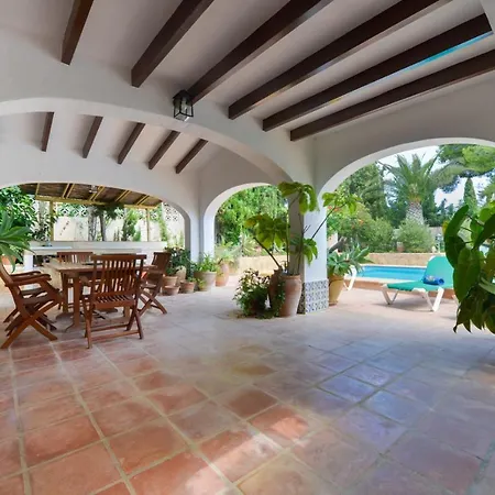 Jardin - Grupo Turis Villa